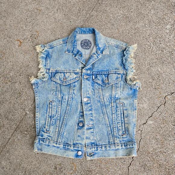 Vtg 80s LEVI'S Type 3 Light Acid Wash Chopped Sleeve Denim Vest XS USA Made - Picture 1 of 8
